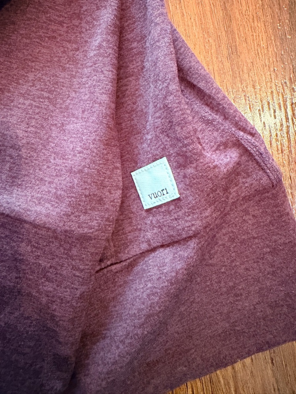 Vuori Heathered Maroon hoodie lightweight - Picture 2 of 3